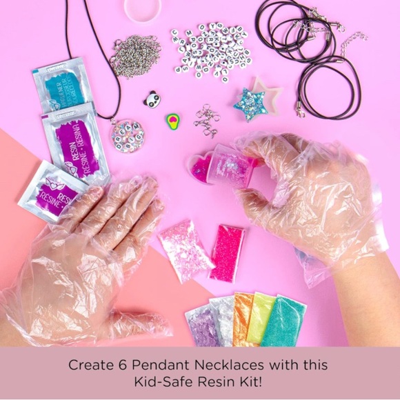 Fashion Angels Crystal Clear Necklaces - Necklace Design Kit - Picture 5 of 9
